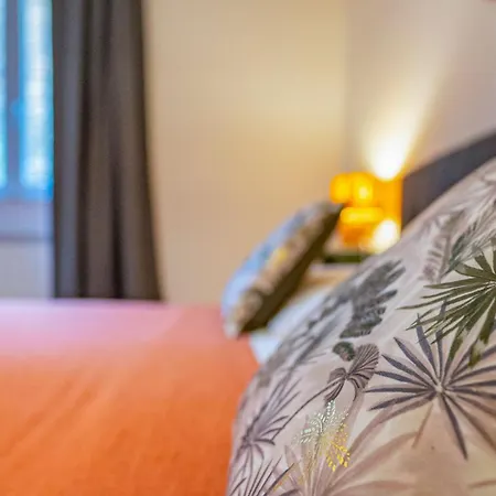Easytopstay - San Pietro With Courtyard